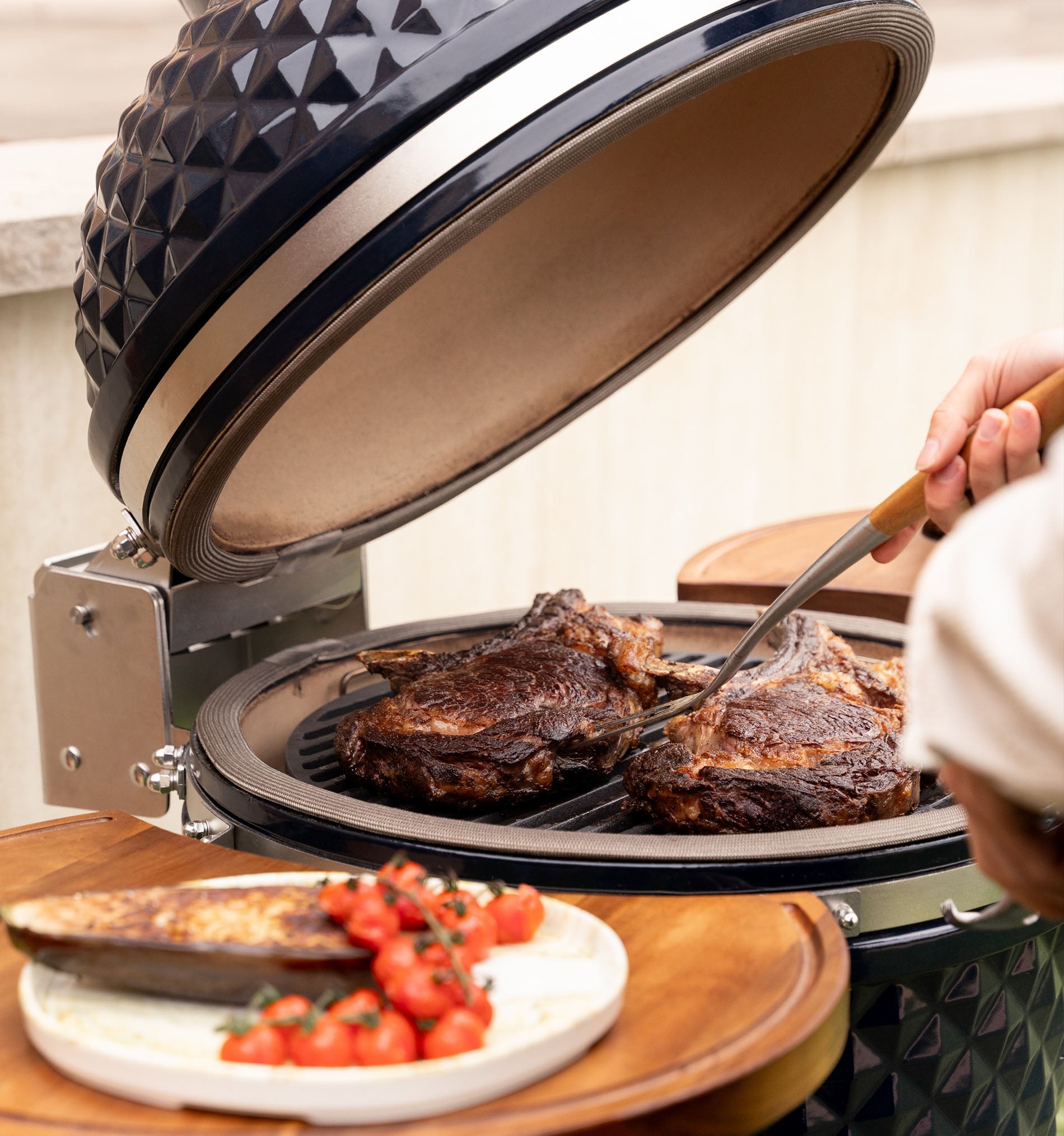 gegrillte Rinderrippen mit Kamado Kokko