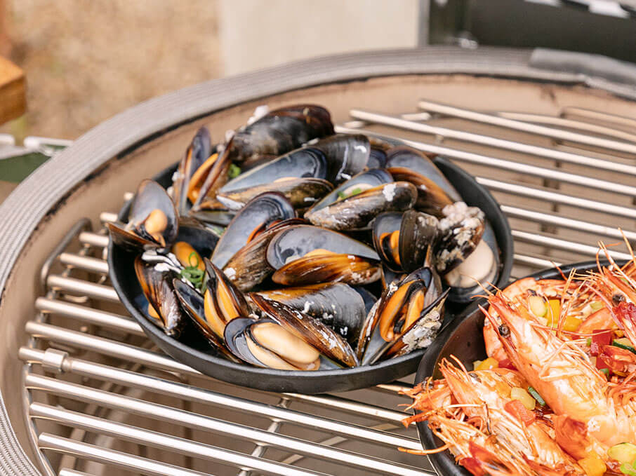 Moules au kamado Kokko