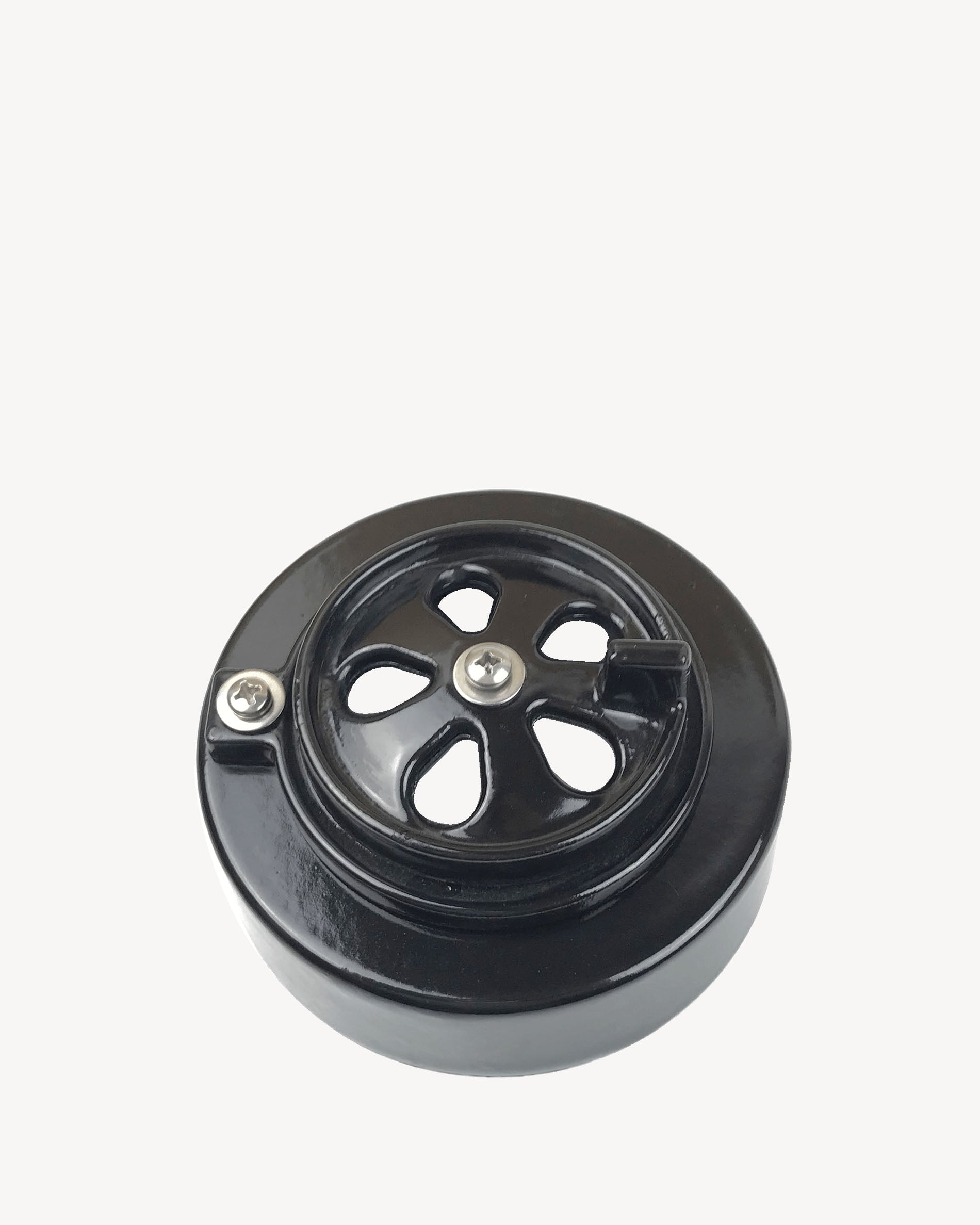 Cheminée en fonte pour la régulation du tirage du kamado Kokko