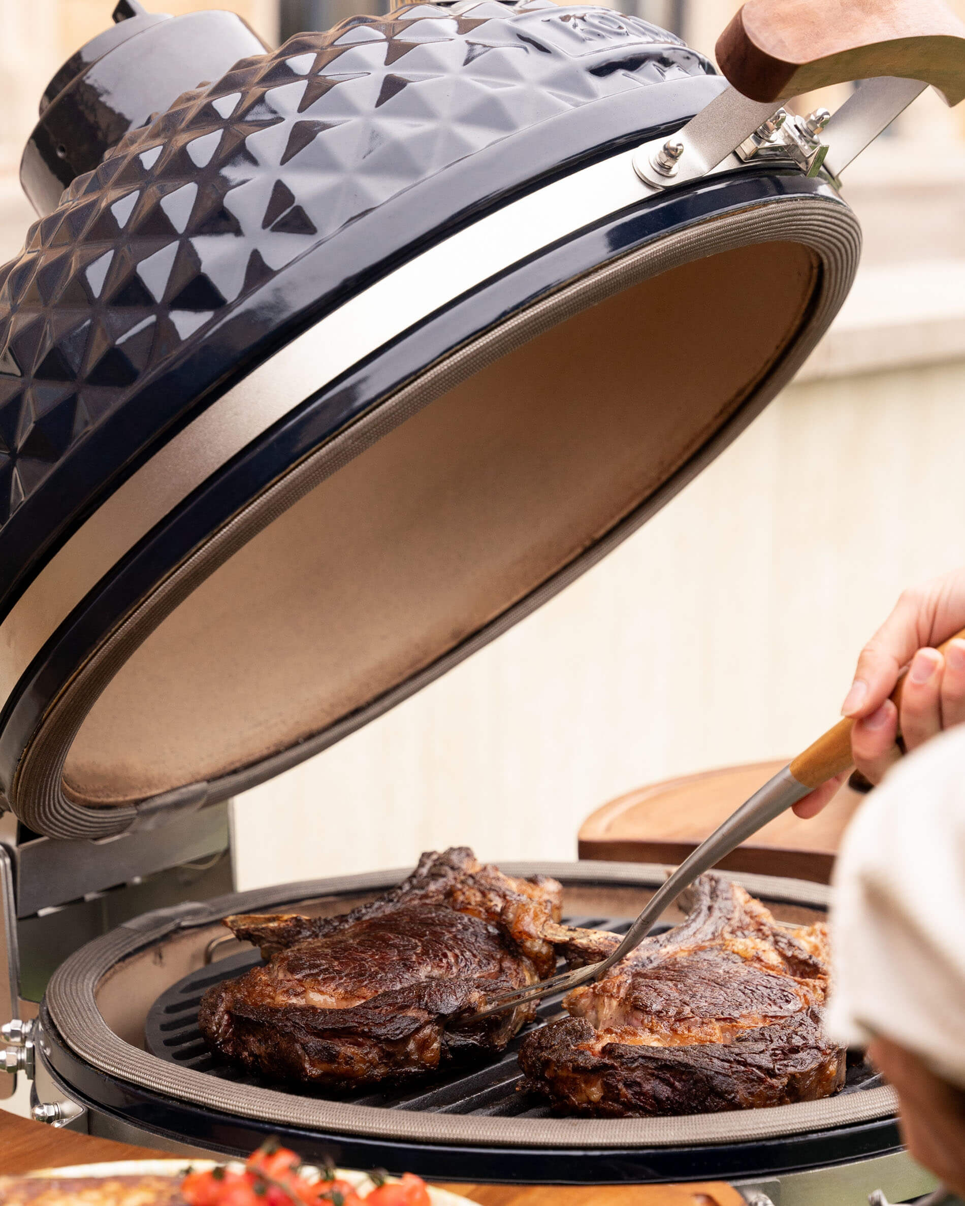 Grille en fonte et côtes de boeuf
