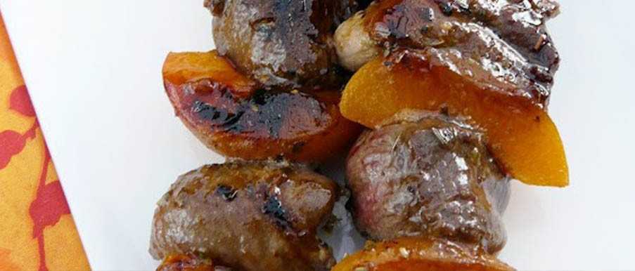 Duck skewers with apricots