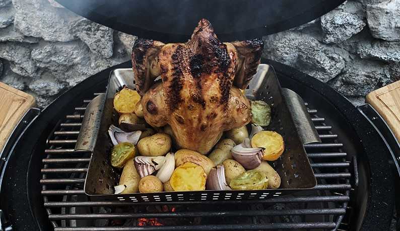 Cocinar el pollo entero con éxito en la barbacoa